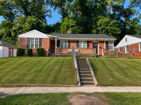 403 Waccamaw Ave - Photo 1 of 1
