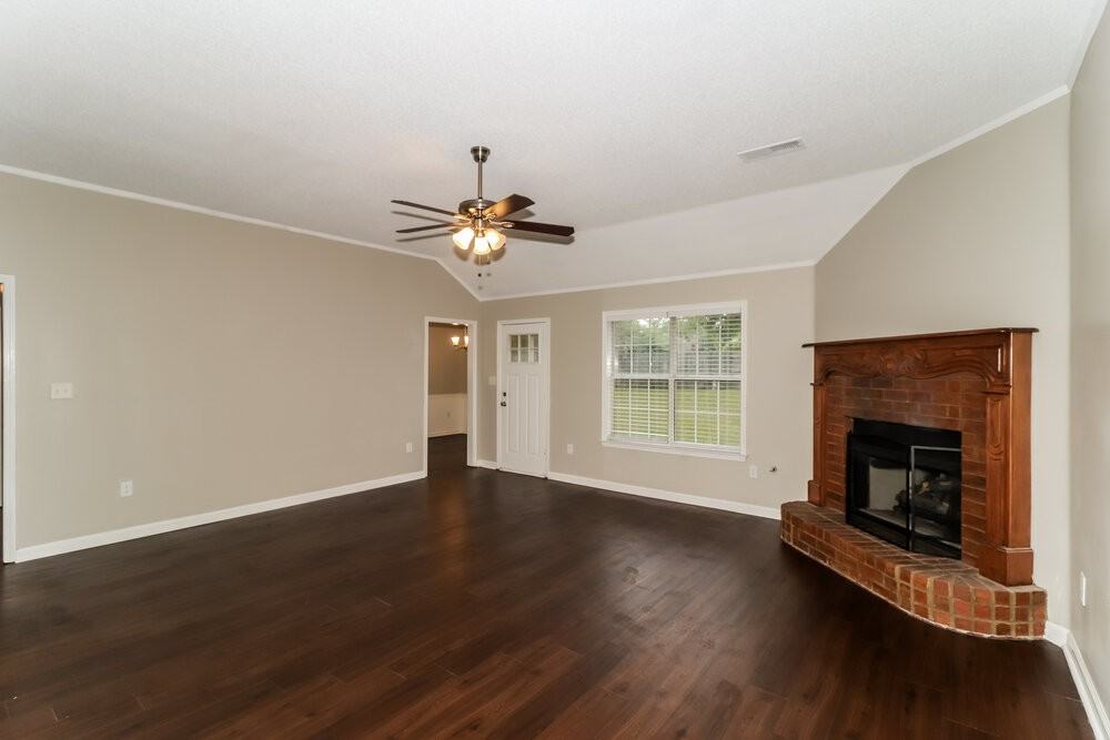 6743 Hare Run Ln - Photo 5 of 16