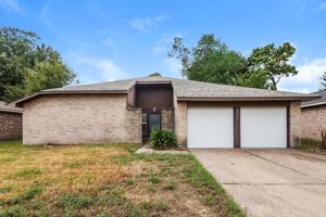 featured image of 20015 Bishops Gate Ln