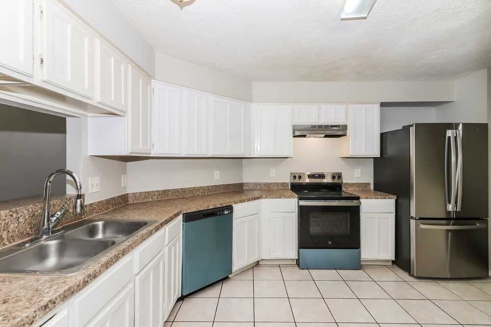 20015 Bishops Gate Ln - Photo 6 of 16