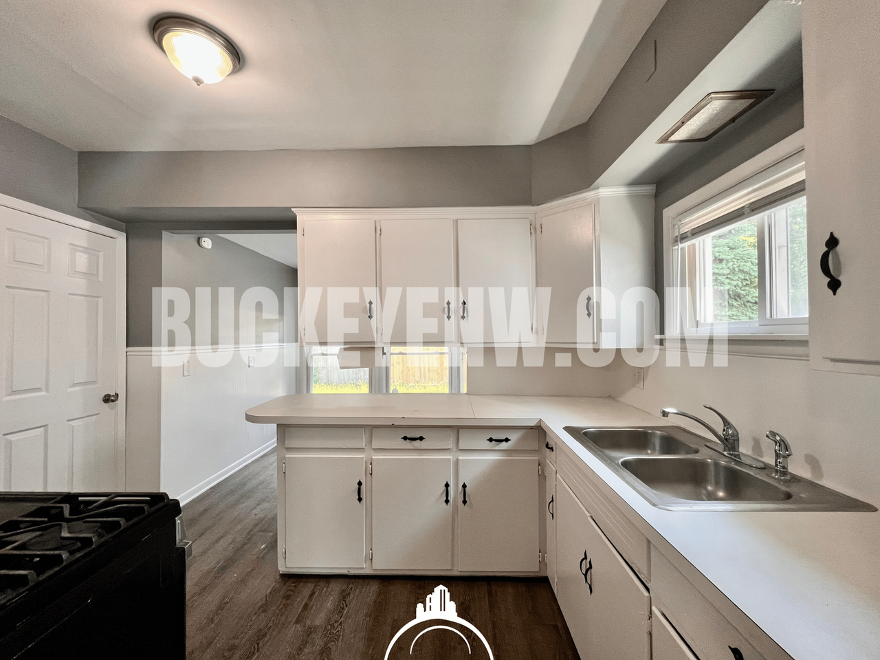 1720 Kelsey Ave - Photo 6 of 14