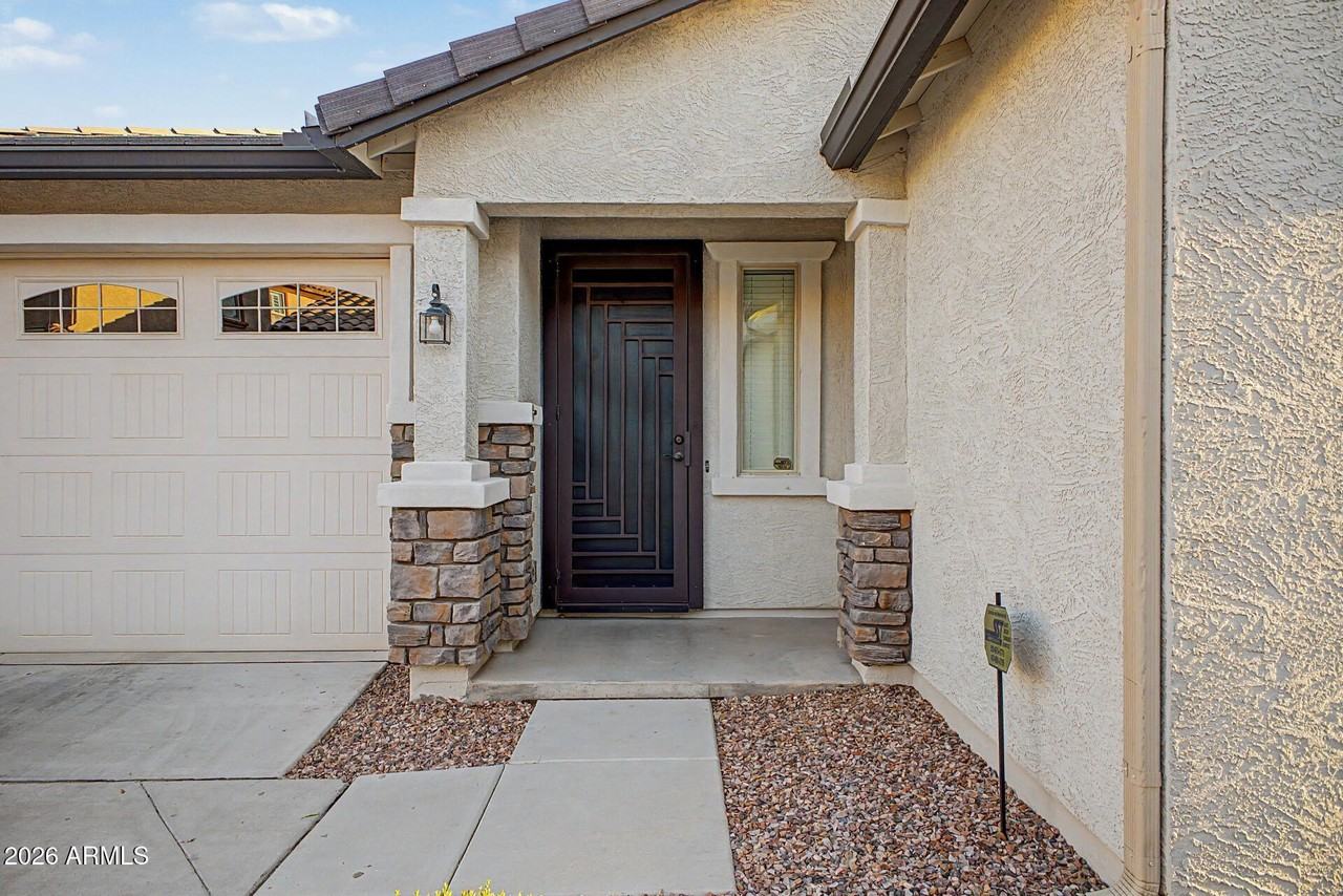 1460 N Banning - Photo 3 of 27