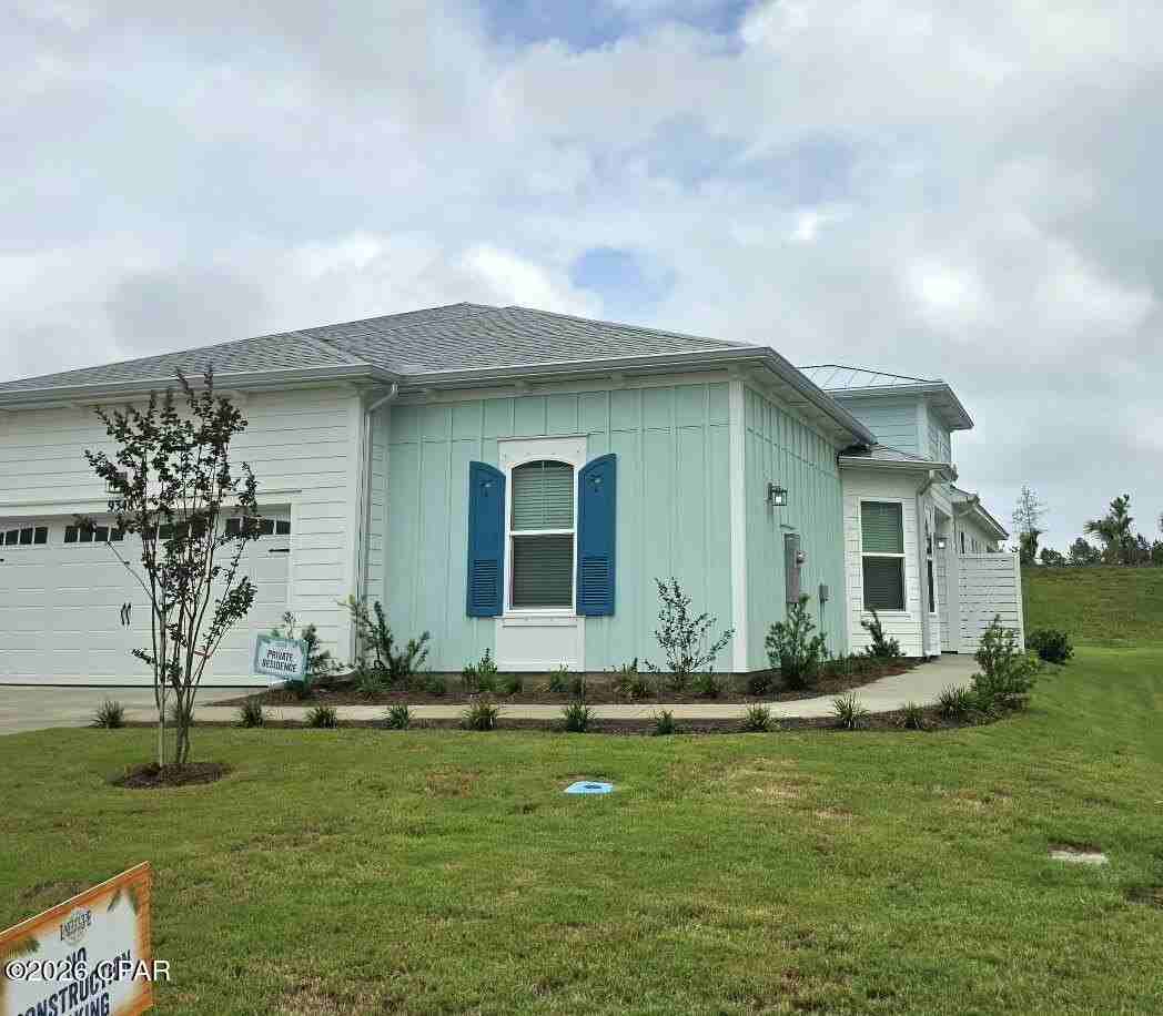 9348 Daydream Dr - Photo 2 of 44