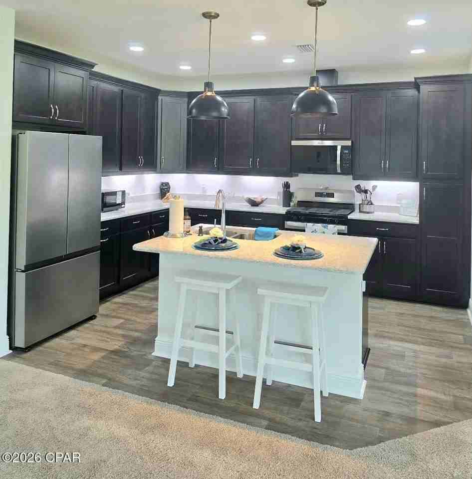 9348 Daydream Dr - Photo 3 of 44