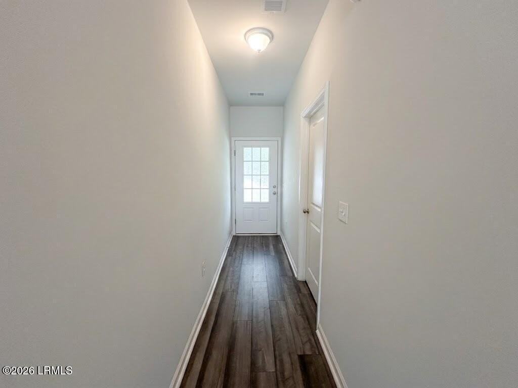 81 Chestnut St - Photo 2 of 26