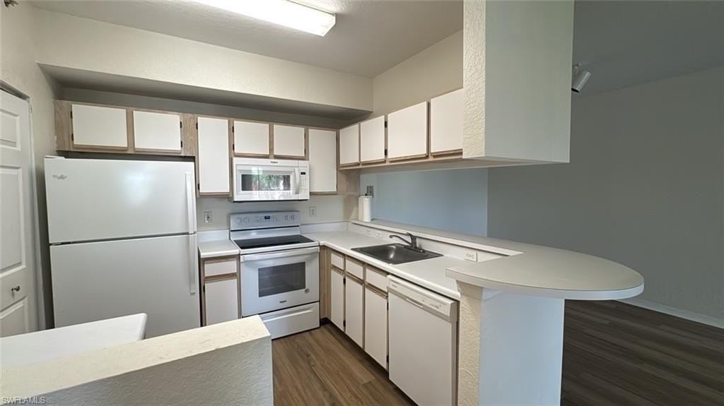 6400 Aragon Way Apt 303 - Photo 4 of 16
