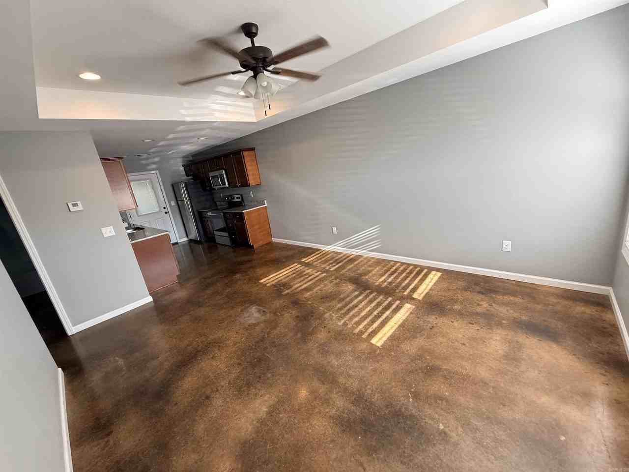 125 Hayes St - Photo 3 of 8