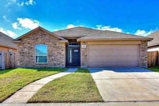 3021 Cantabria St - Photo 1 of 1