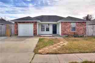 5825 Skylark - Photo 1 of 1