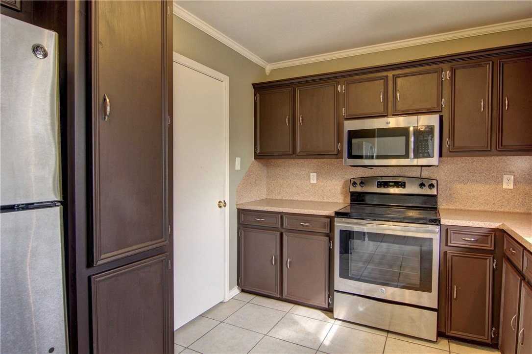 5825 Skylark - Photo 3 of 26