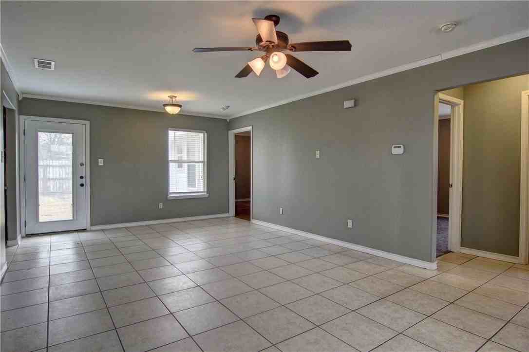 5825 Skylark - Photo 6 of 26