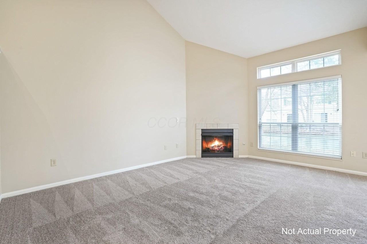 5700 Tuttle Commons Blvd - Photo 6 of 38
