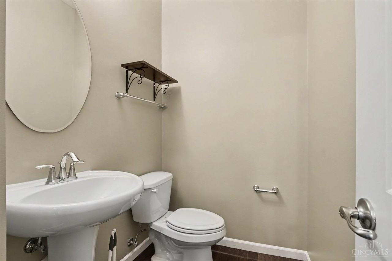 6164 Village Center Ave - Photo 6 of 31