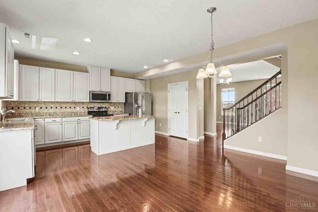 6164 Village Center Ave - Photo 7 of 31