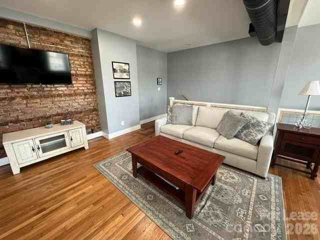 819 Harper Ave Sw #200 - Photo 2 of 19