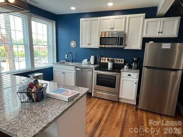 819 Harper Ave Sw #200 - Photo 7 of 19