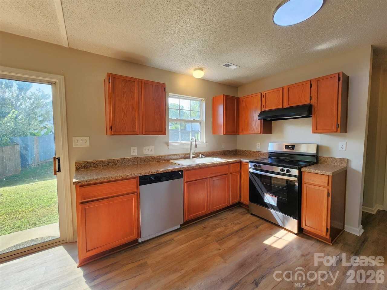 3046 Talledaga Ln Sw - Photo 5 of 23