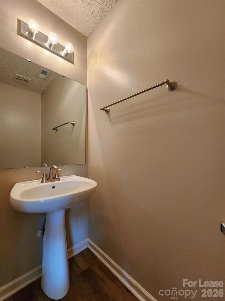 3046 Talledaga Ln Sw - Photo 7 of 23
