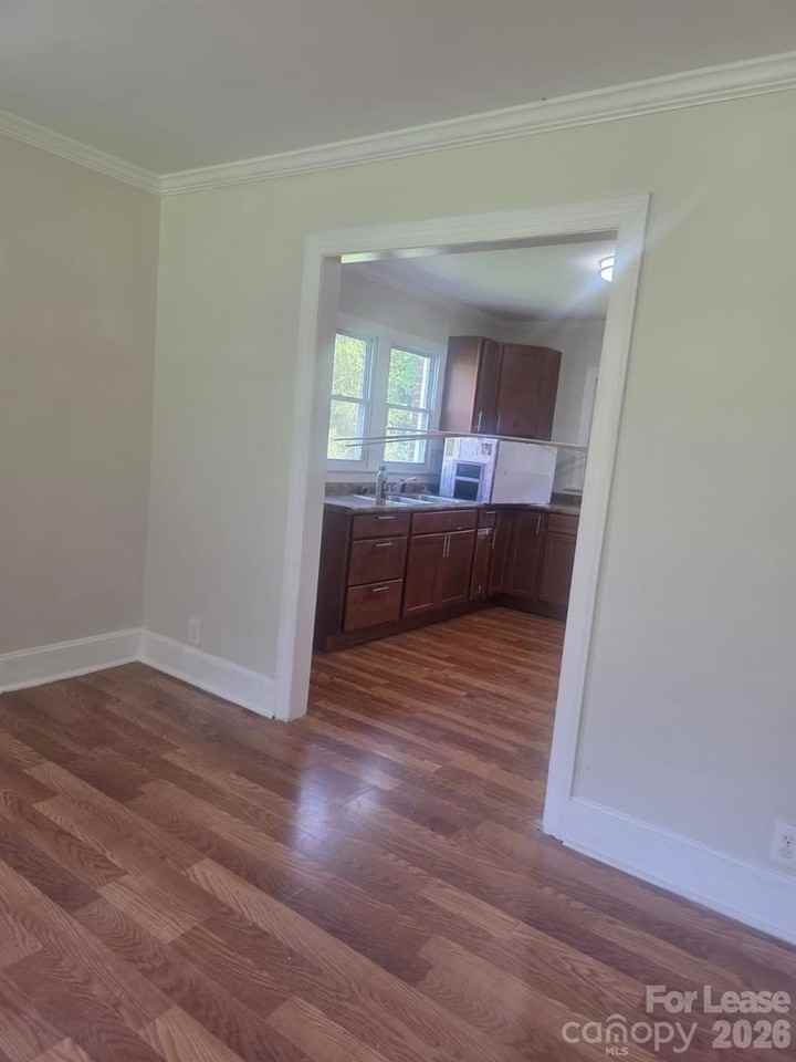 1010 E Harrison Ave - Photo 6 of 7
