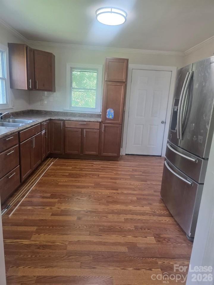 1010 E Harrison Ave - Photo 7 of 7