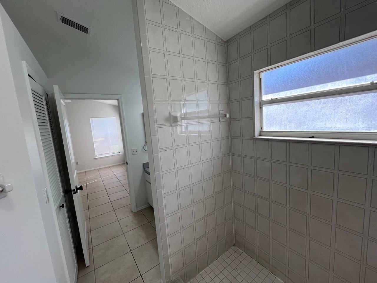 109 Crossbryn Ct - Photo 5 of 14