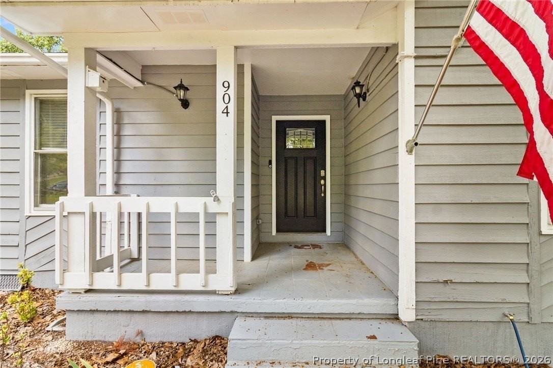 904 Dandridge Dr - Photo 4 of 24
