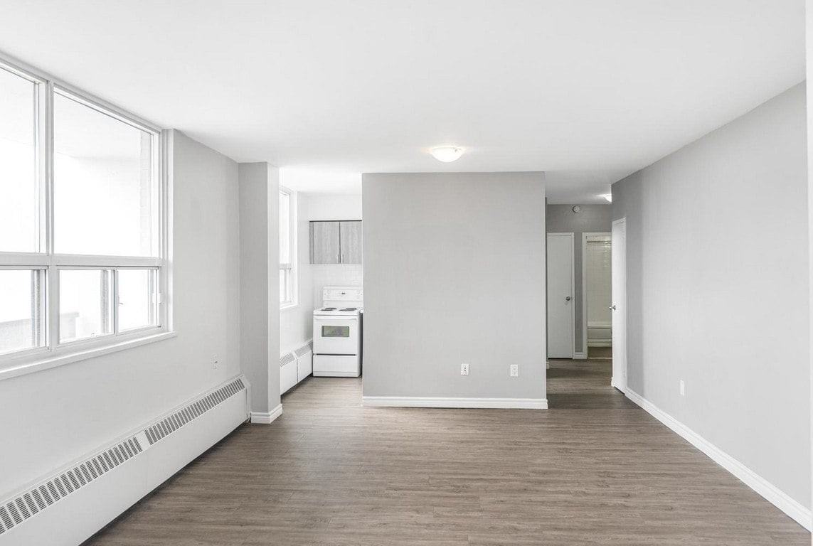 Delmonico Apartments - Photo 6 of 19