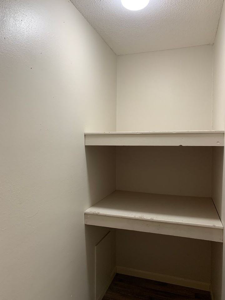 Echo Drive Apartments - Photo 6 of 12