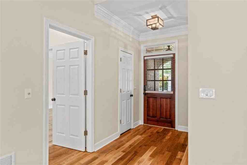 603 Fairway Ct - Photo 4 of 50