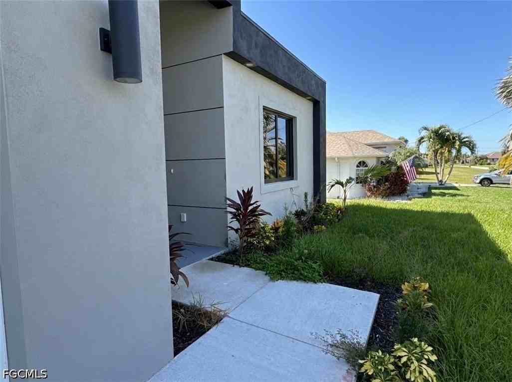 2325 Nw 37th Pl - Photo 3 of 41