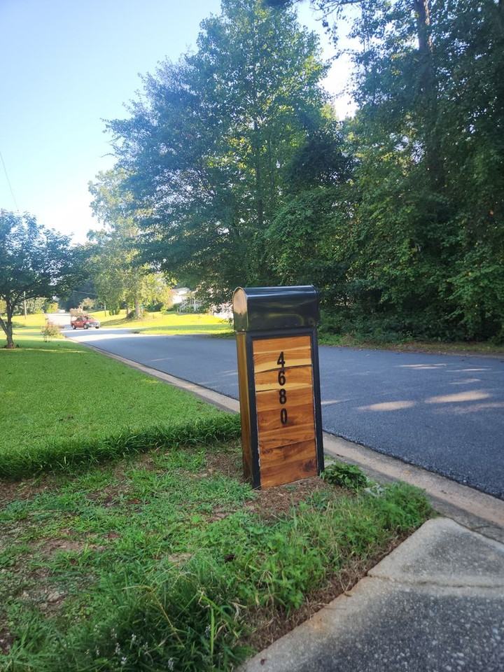 4680 Lost Mountain Dr - Photo 2 of 21