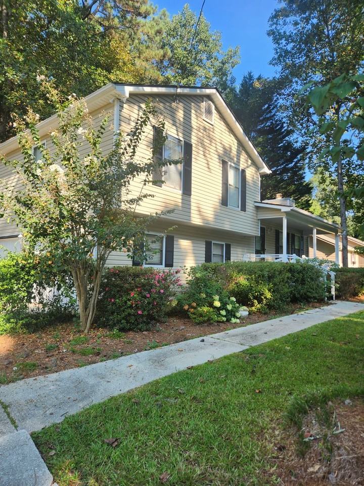 4680 Lost Mountain Dr - Photo 3 of 21