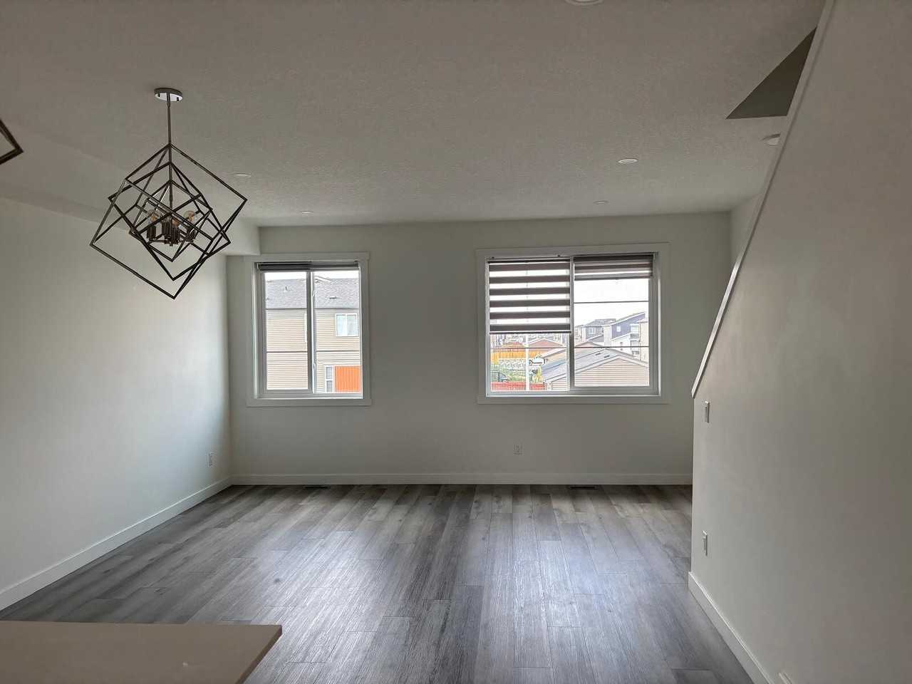 9 Cornerstone Row Ne - Photo 5 of 20