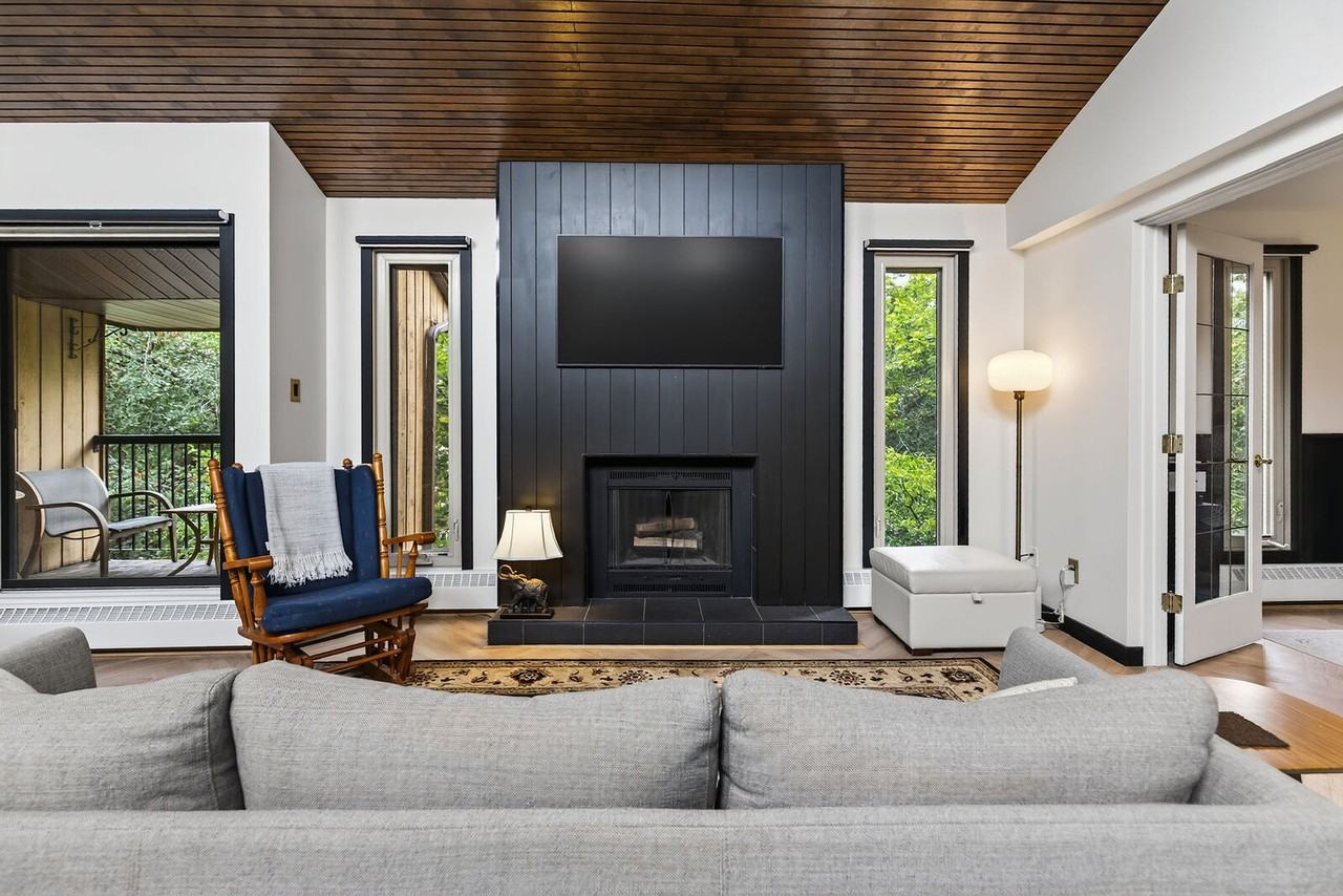 10171 119 St Nw - Photo 3 of 18