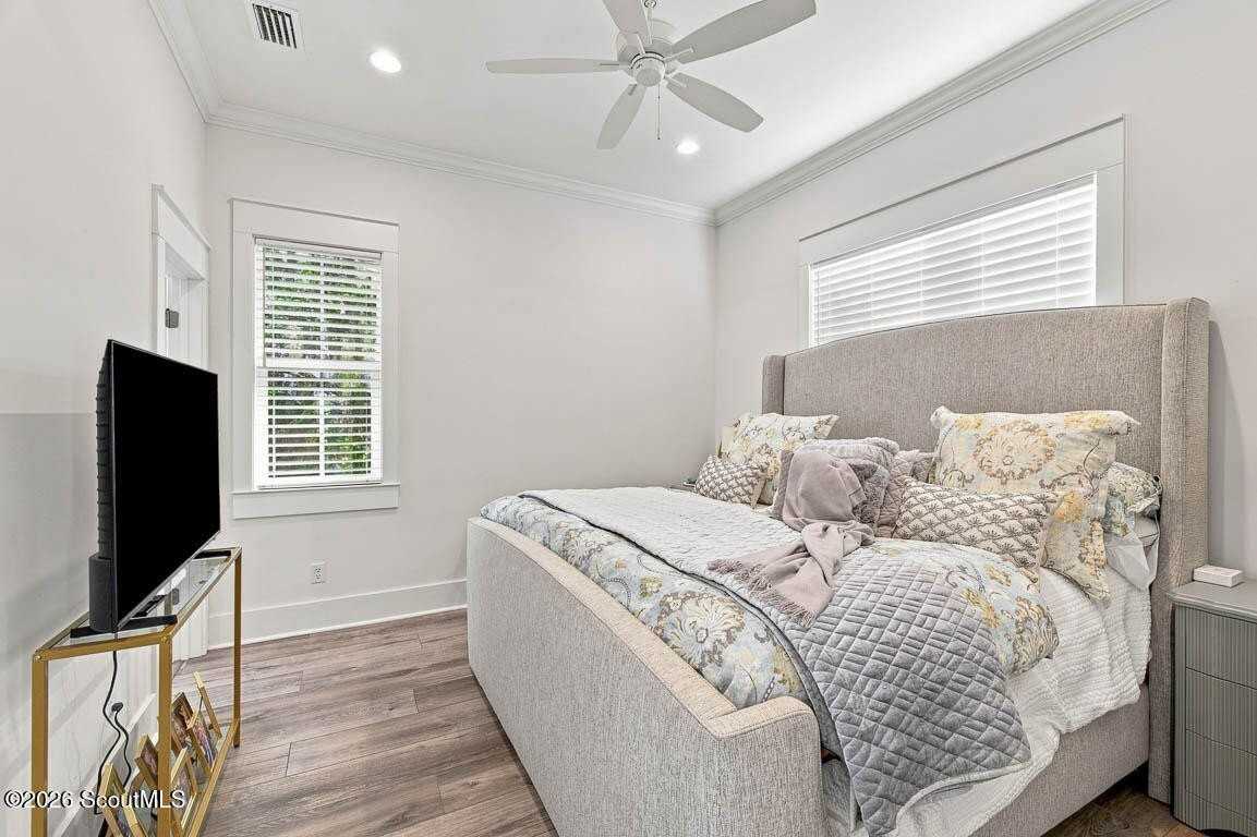 311 Peachtree St - Photo 6 of 50