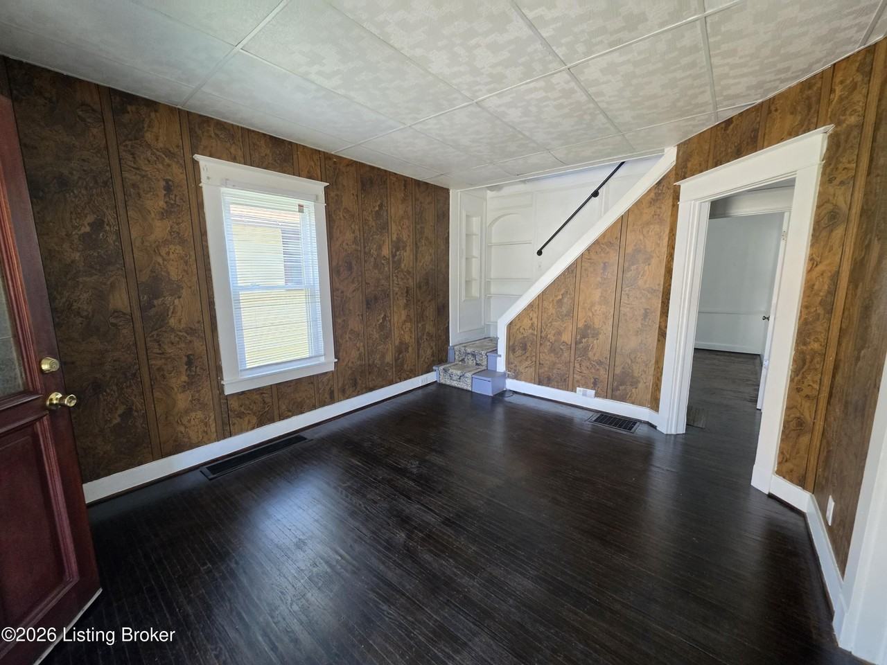 321 S 39th St - Photo 2 of 28