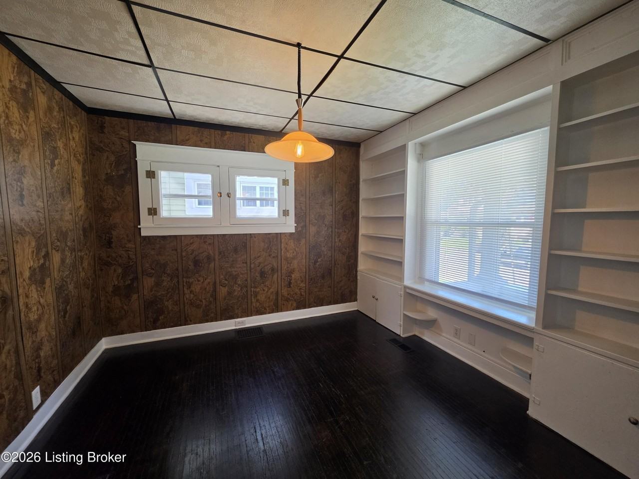 321 S 39th St - Photo 4 of 28