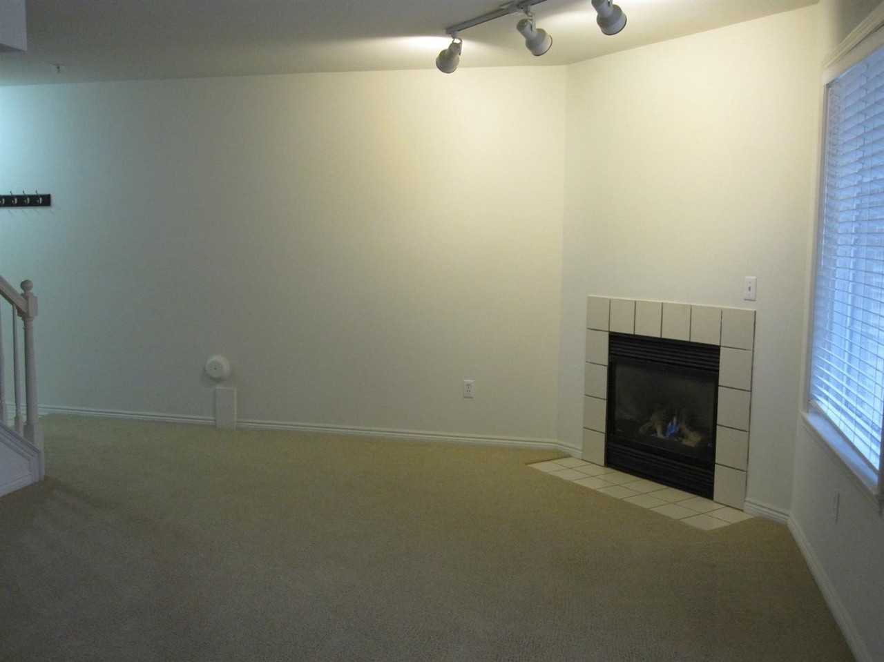3055 Barclay Way - Photo 3 of 13