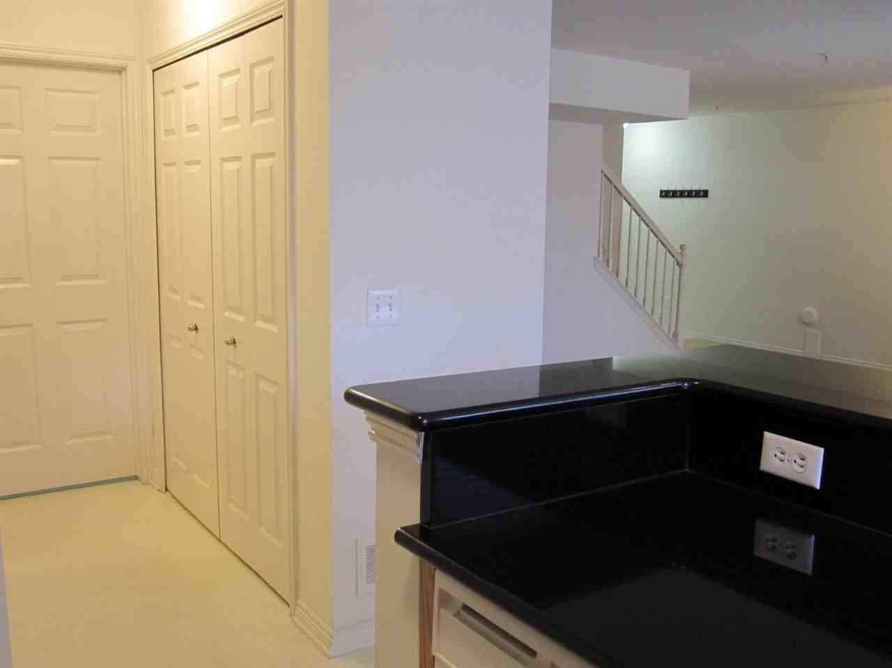 3055 Barclay Way - Photo 6 of 13