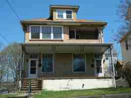 featured image of 127 E Pine St #1stFL