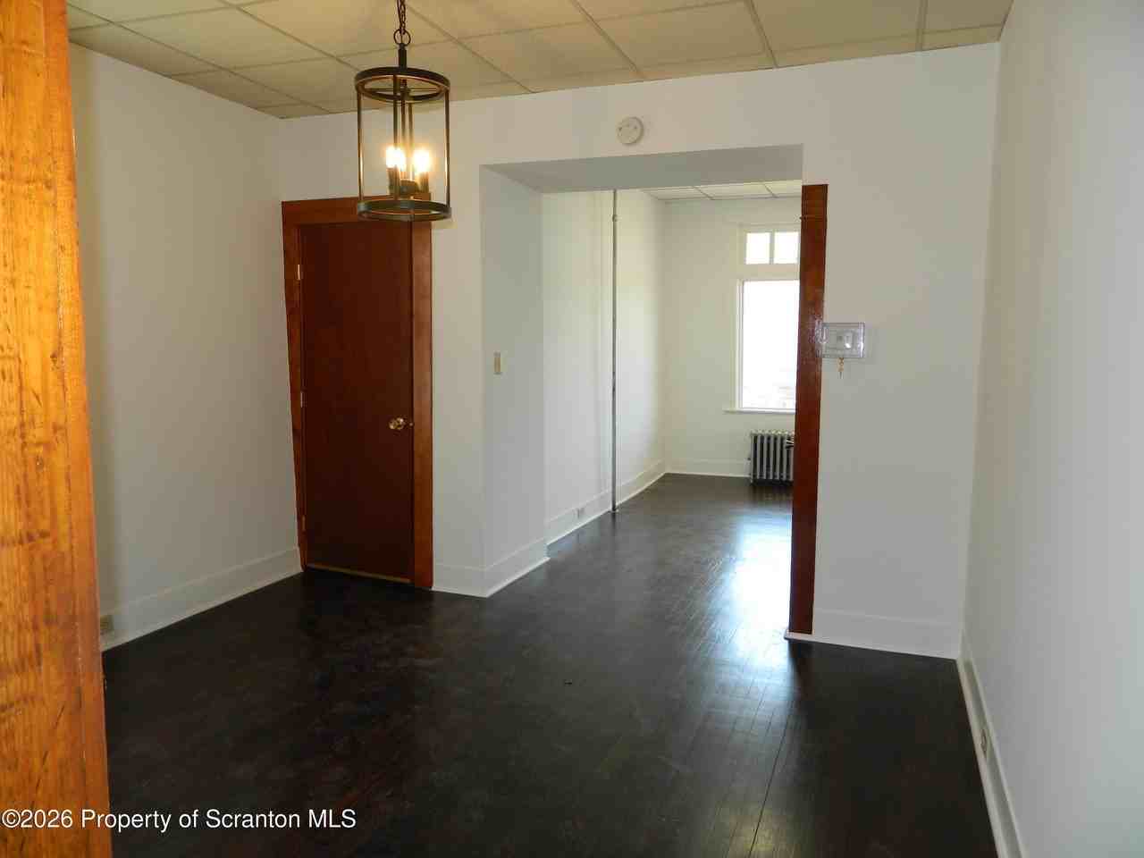 127 E Pine St #1stFL - Photo 6 of 13