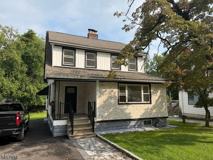 4 Clove Rd - Photo 1 of 1