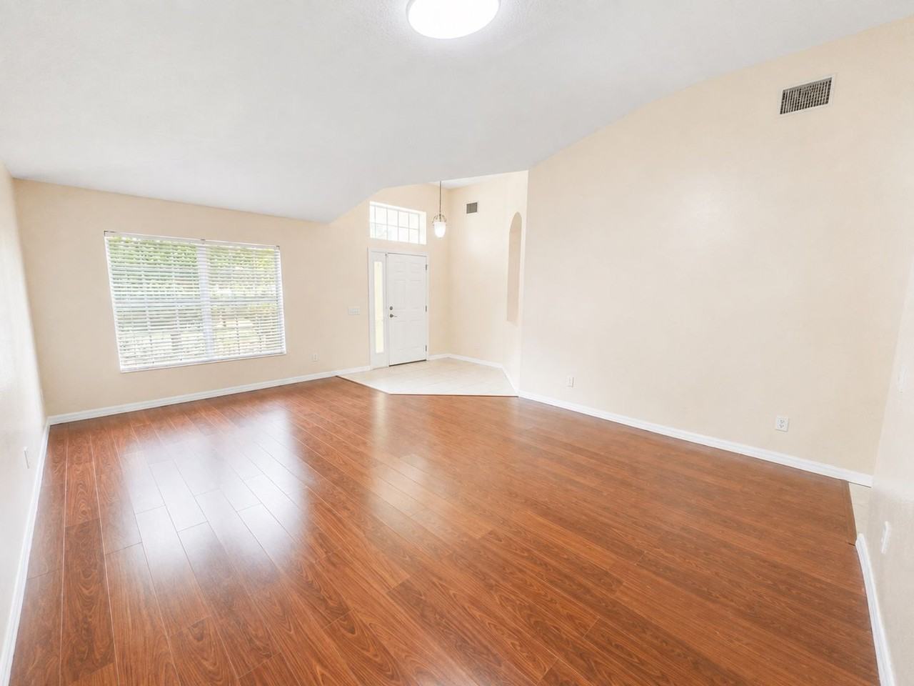 3207 Clover Blossom Cir - Photo 5 of 32