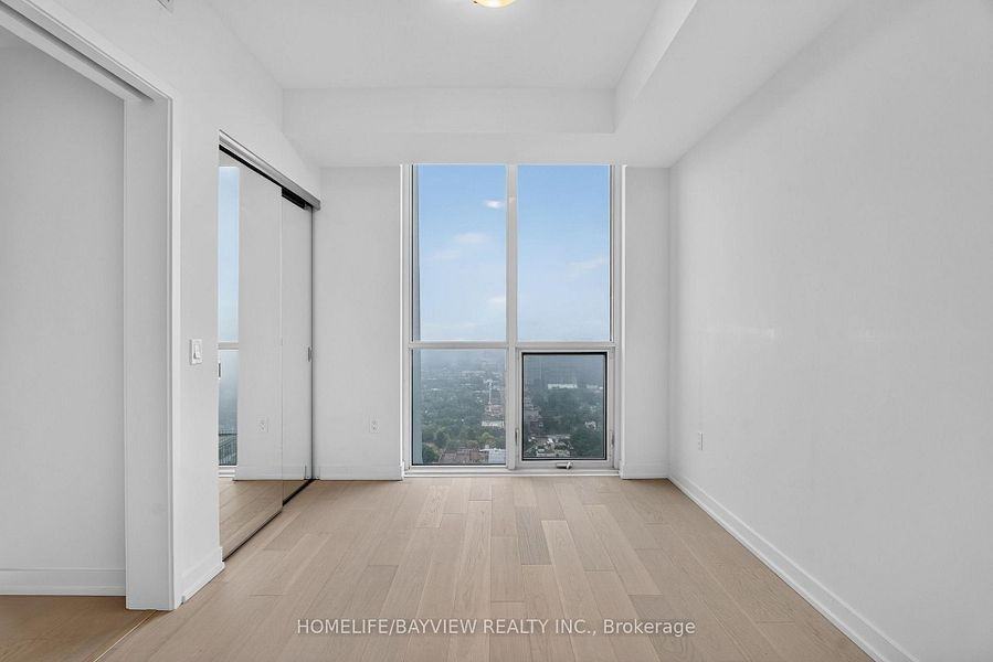 1 Yorkville Avenue #4807 - Photo 5 of 16