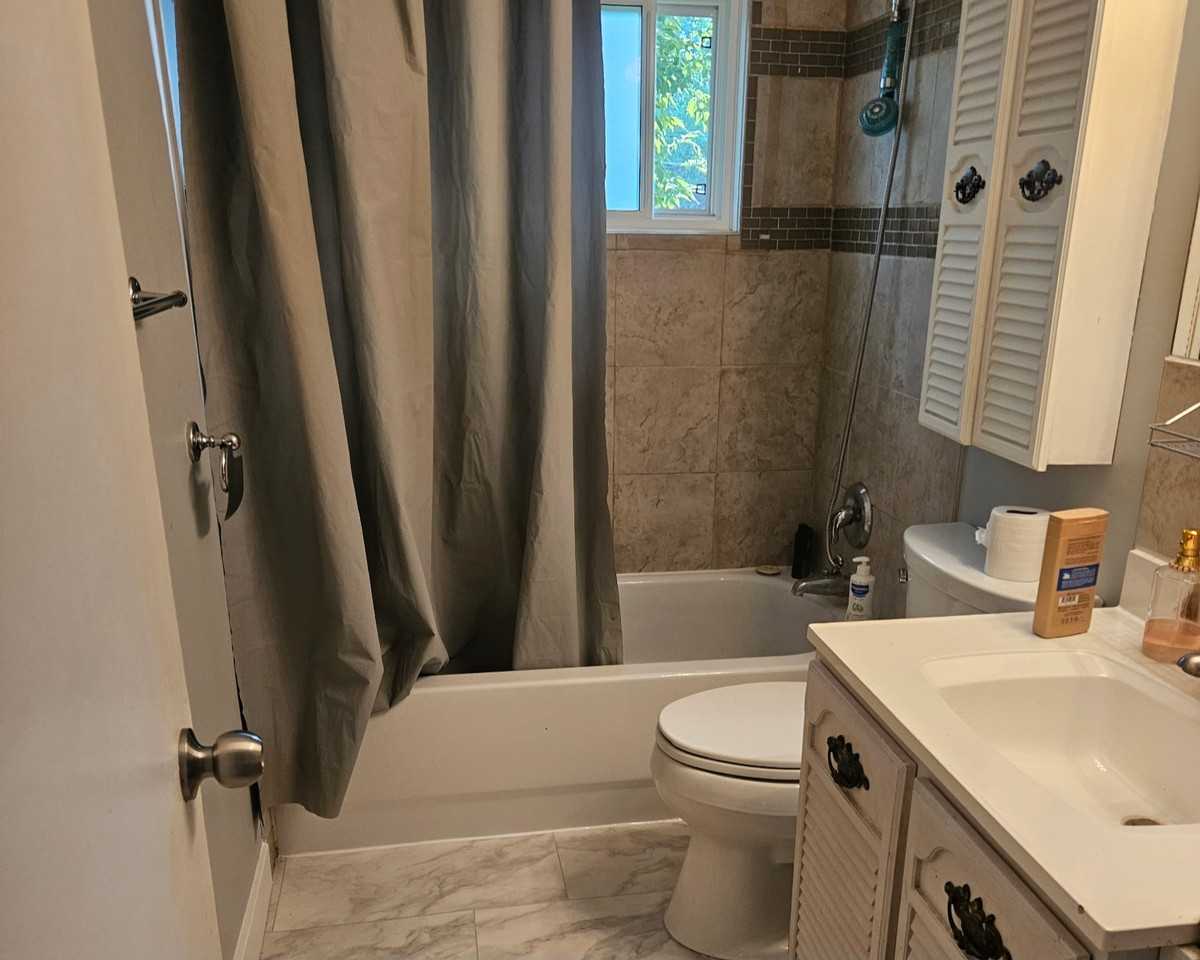 7612 23 Street Southeast - Photo 6 of 12