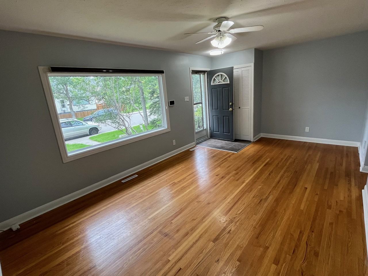 7612 23 Street Southeast - Photo 2 of 12