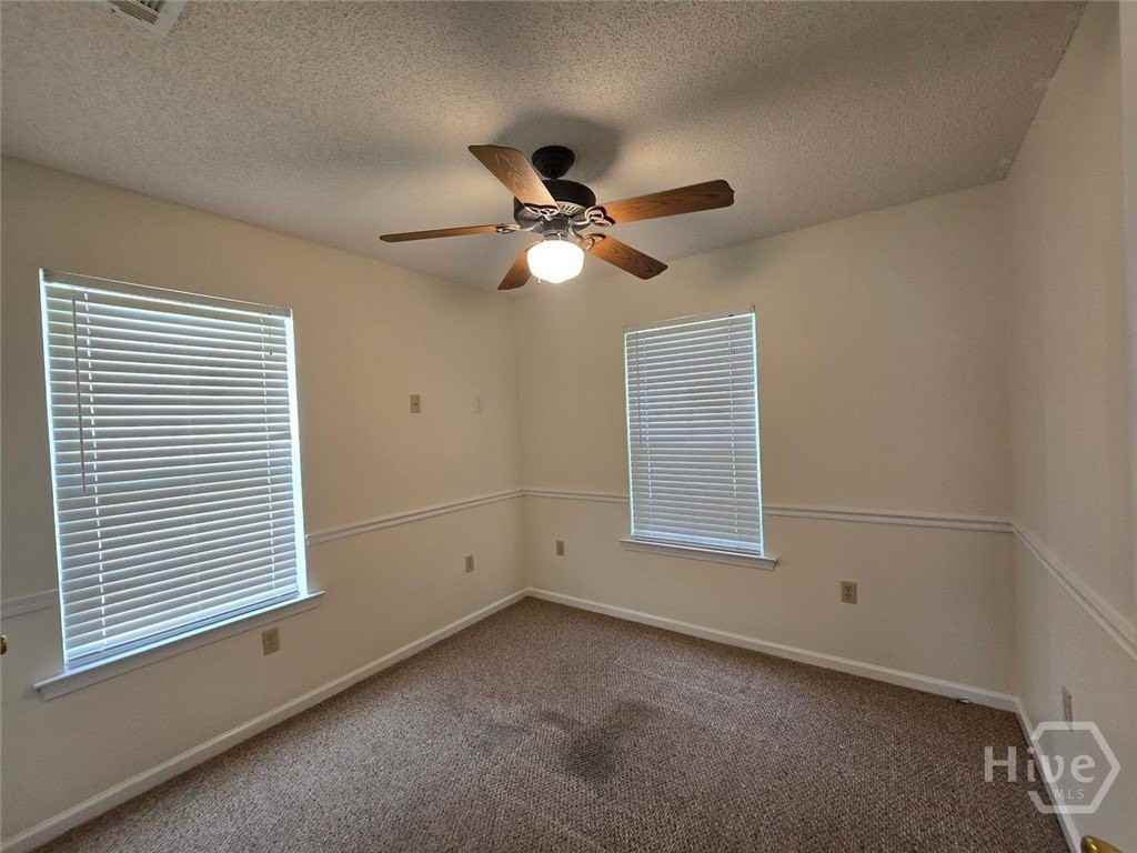 9830 Whitefield Ave - Photo 5 of 8