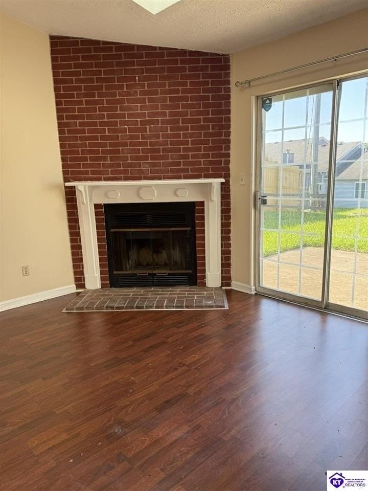 512 Independence Ct - Photo 7 of 14