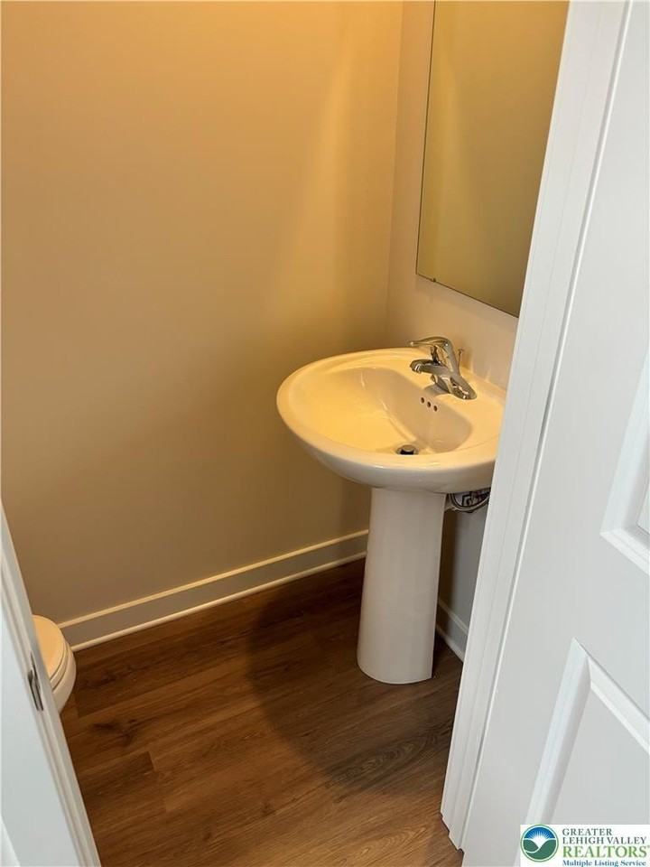 7680 Clayton Ave - Photo 5 of 18
