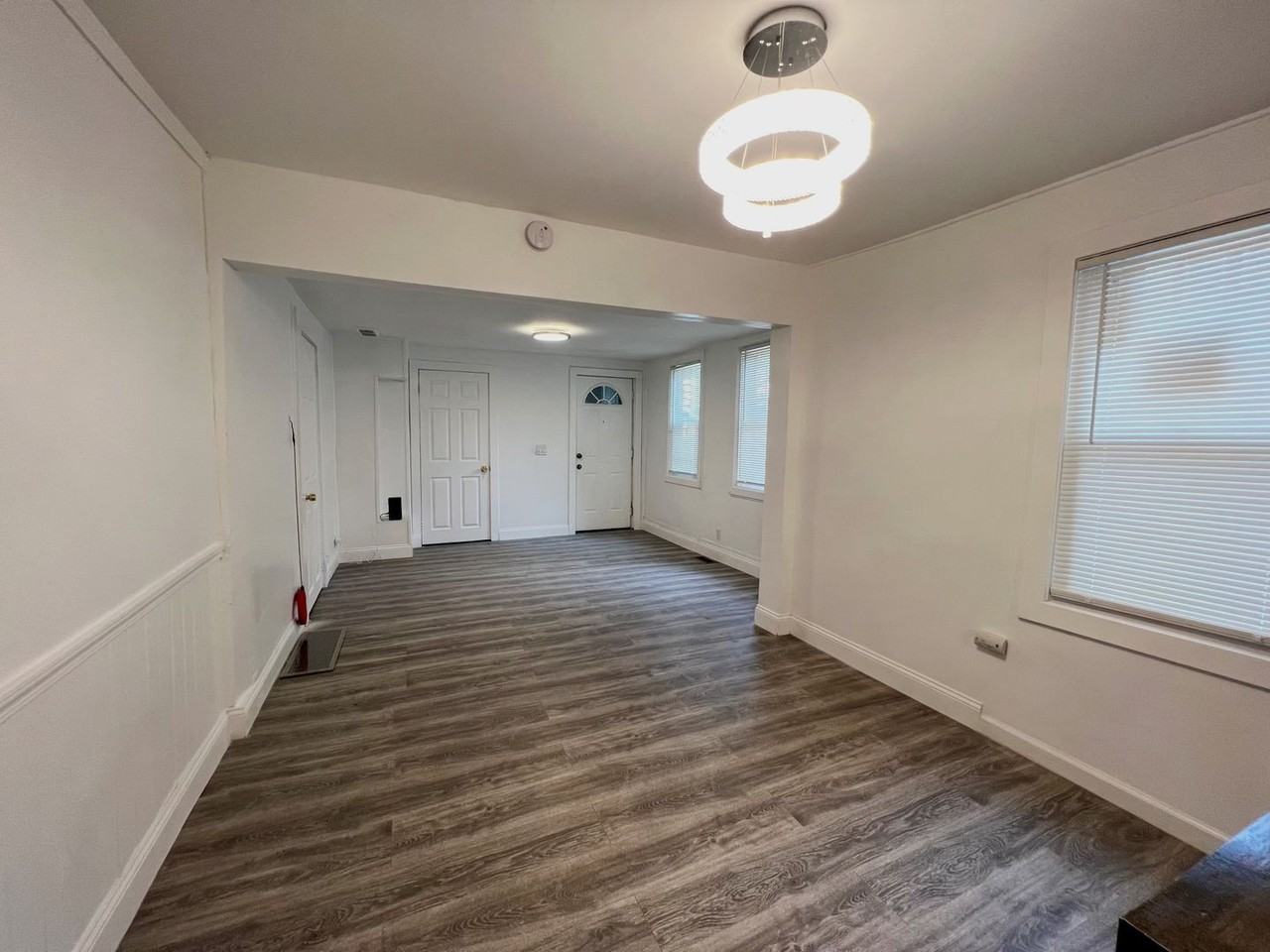 157 Dr Samuel Mccree Way - Photo 2 of 13